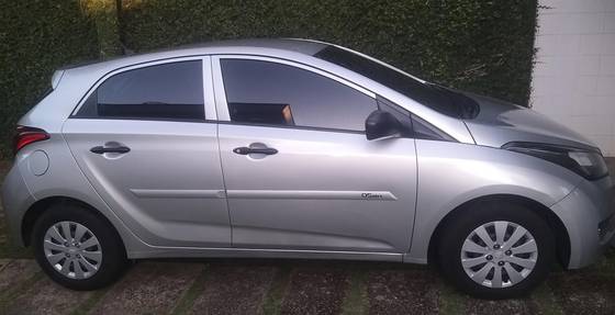 HYUNDAI HB20 1.0 UNIQUE 12V FLEX 4P MANUAL